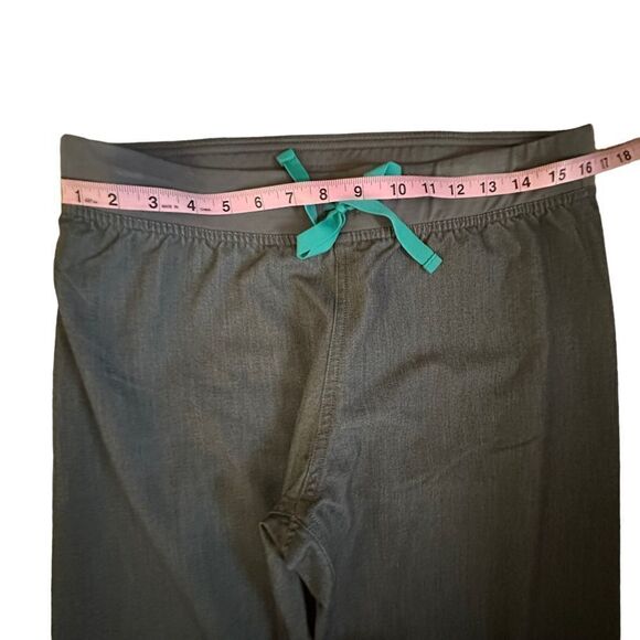 FIGS~Women’s Livingston Basic Scrub Pants ~ Yoga Waistband, 2 Pockets ~ size Med - Picture 9 of 10
